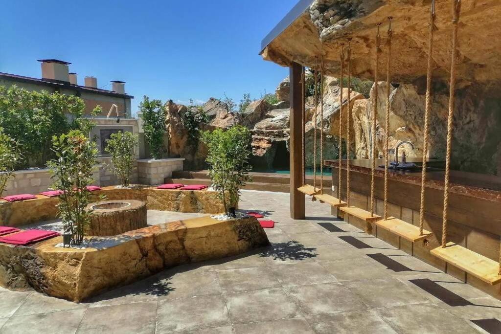 Modern Top Floor Sea View 3Br With Pools, Spa & Fitness Becici  Exterior photo